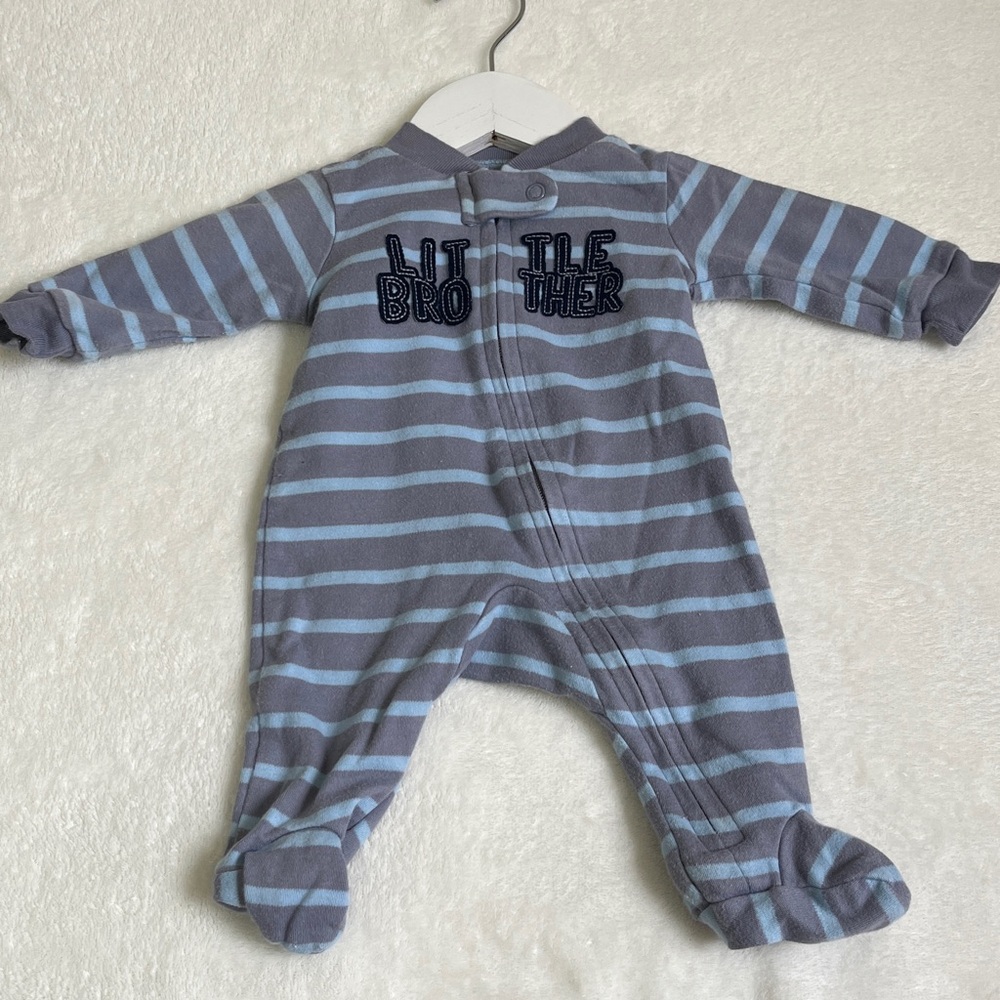 Carter’s Child of Mine Baby Boy Zip Up Sleeper Size Newborn